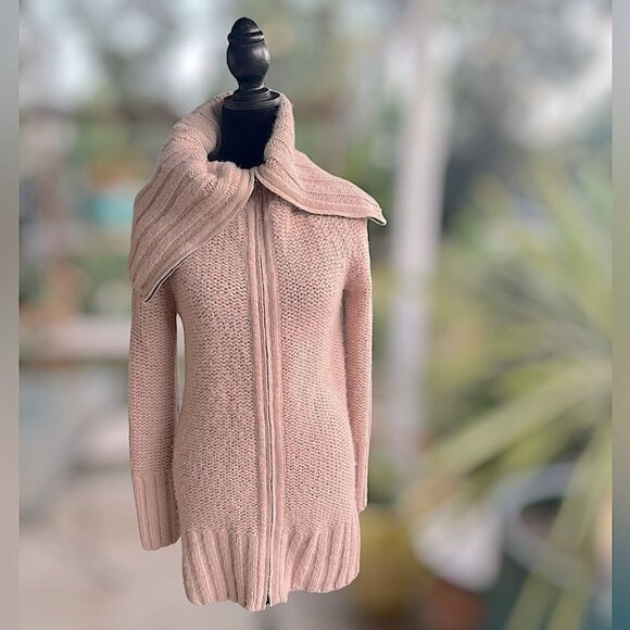 BCBGMAXAZRIA Lambswool Acrylic Pile Knit Zip Cardigan Sweater Pink Women XS / S - Picture 3 of 16